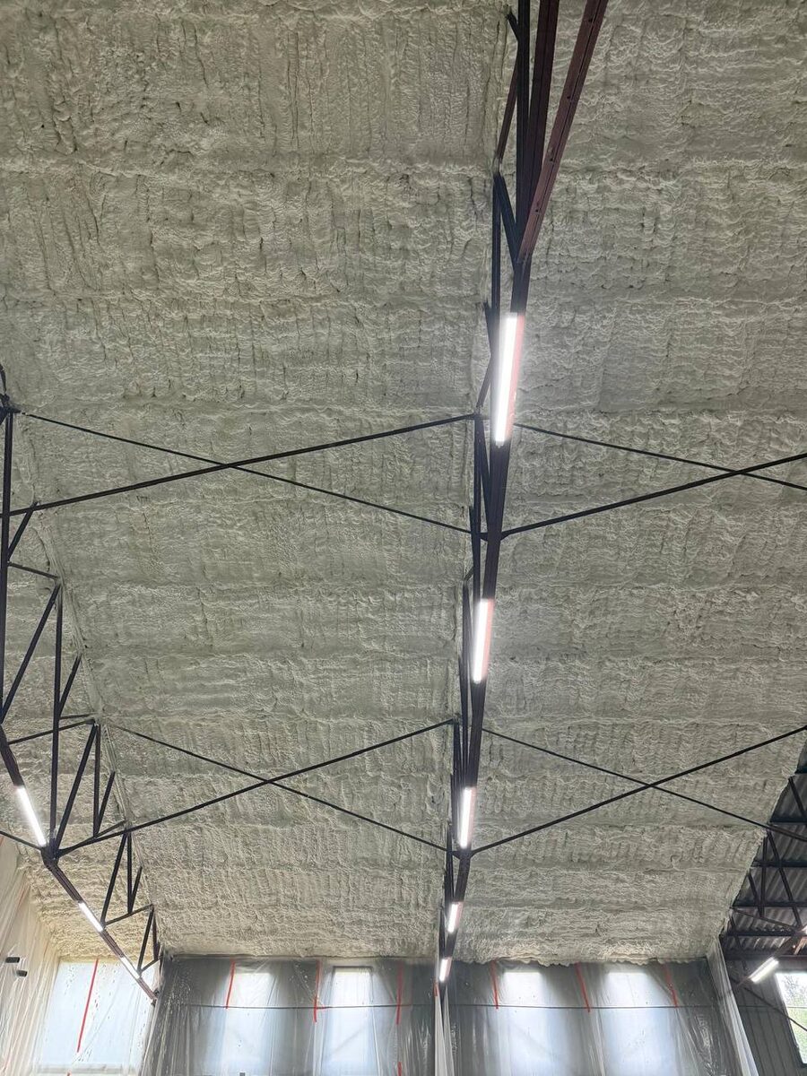 Isolation projetée vide sanitaire - chantier Top'Isol